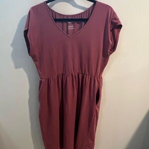 Elegantee’s Mauve V-Neck Dress